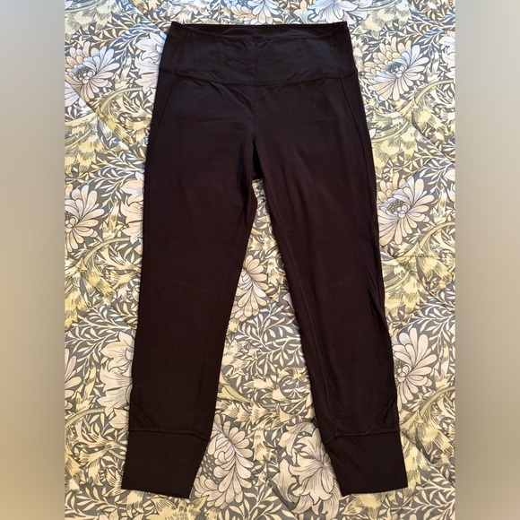 Lululemon Melodic Movement 7/8 Tight 25" - Picture 5 of 7